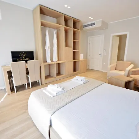 Alis Hotel 4*